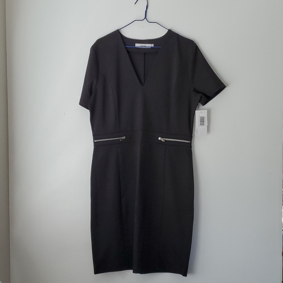 Black short sleeve dress - Picture 1 of 2